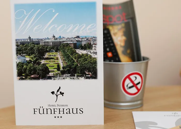 Guest house Hotel-pension Fuenfhaus 3*