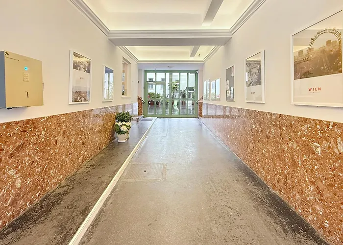 Hotel-pension Fuenfhaus 3* Відень