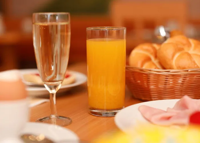 Hotel-pension Fuenfhaus Guest house