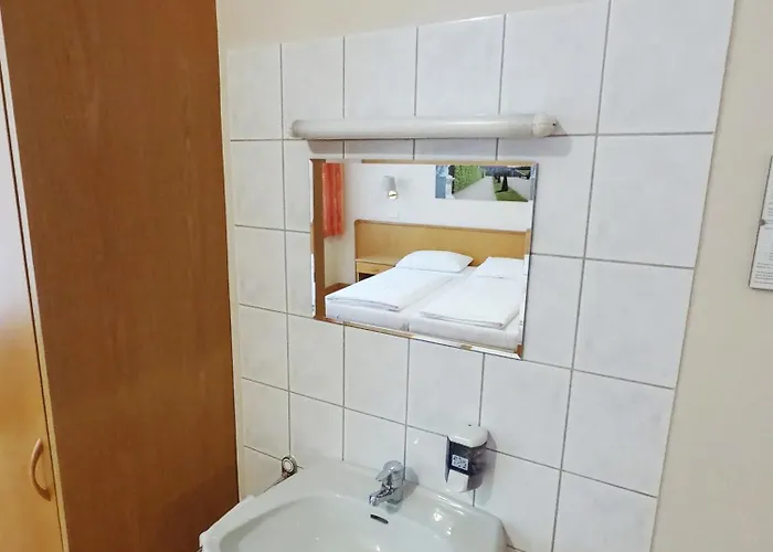 Hotel-pension Fuenfhaus Відень