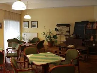 Hotel-pension Fuenfhaus 3* Відень